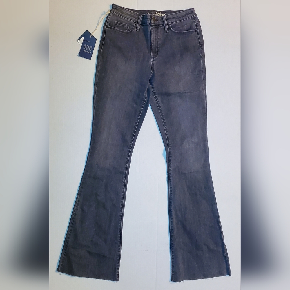 Universal Thread Women's High-Rise Flare Jeans Size 4